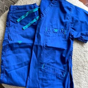 Med couture scrubs, Med